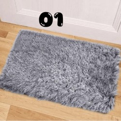 Fluffy or marble effect mats, small rugs