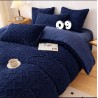 Gorgeous Geometric Style Fleece Queen to King Size Comforter Set