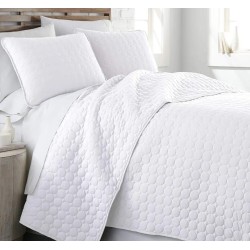 Plain Colour Circle Embossed Quilt 03