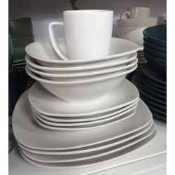 16 piece ceramic dinner set/service White